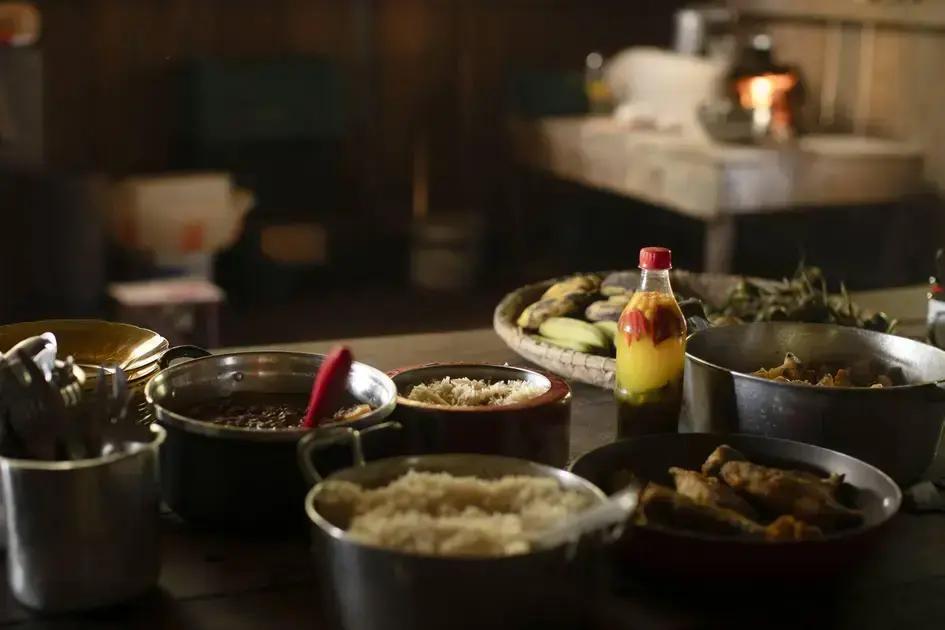 Chef brasileira apresenta sabores da Amazônia na COP30 com novo livro