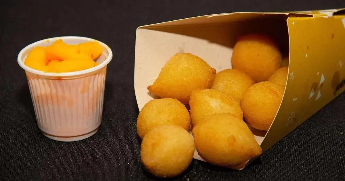 Katy Perry e Demi Moore se rendem à junk food: Delícias calóricas